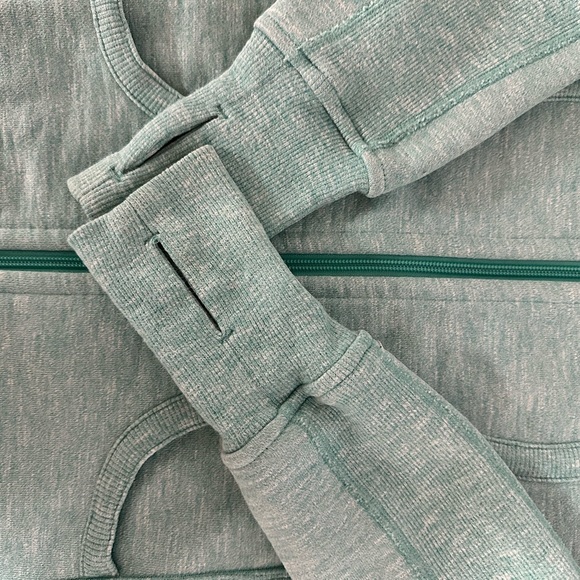 Lululemon Hoodie Size 4 - Picture 4 of 4